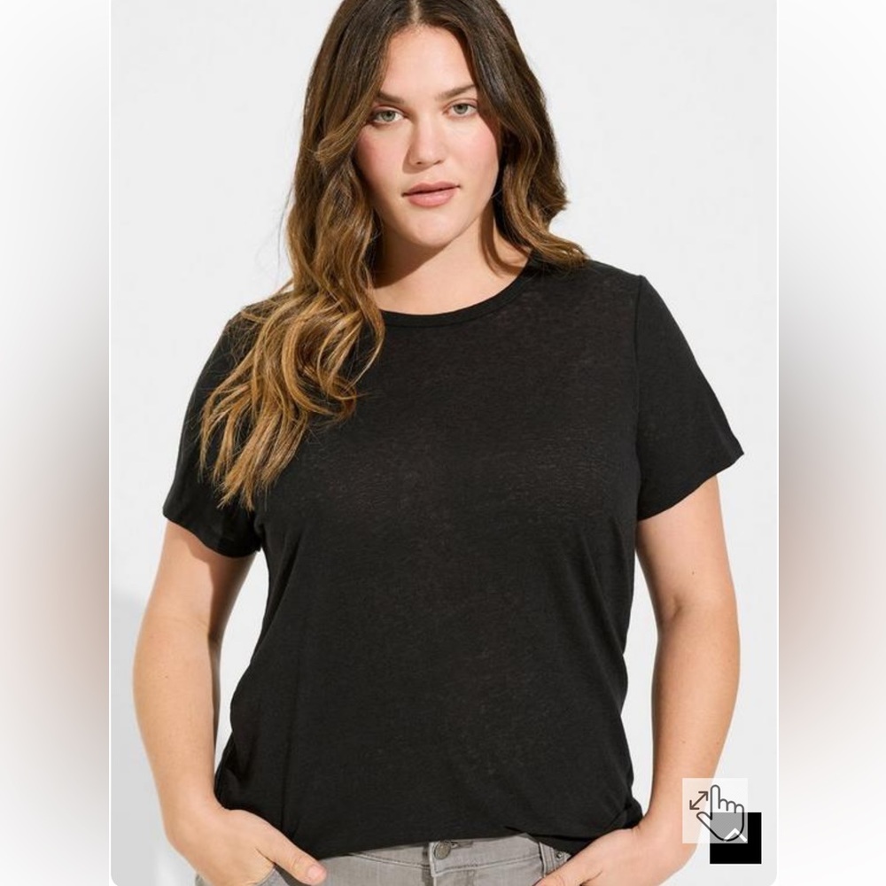 NWT Torrid Lightweight Linen Blend Crew Neck Tee